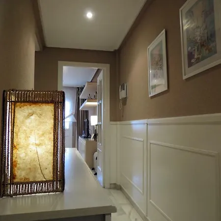 Apartamento Parque Plaza De Colon Apartment *